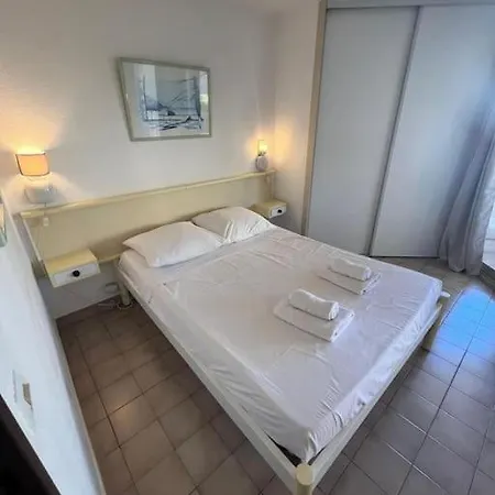 1 Bed Les Pins With Pool Apartment